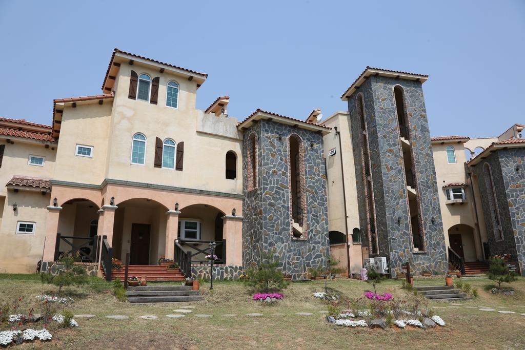 Miallet Pension Hongcheon Exteriör bild