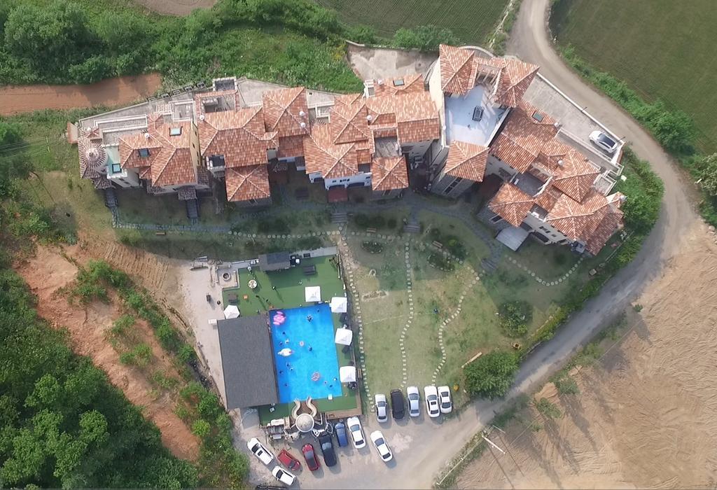 Miallet Pension Hongcheon Exteriör bild